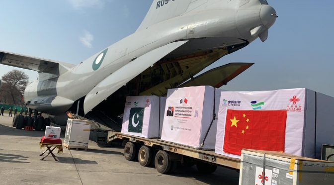 پاک فضائیہ کا خصوصی طیارہ چین سے کرونا ویکیسن کی پہلی کھیپ لے کر پاکستان پہنچ گیا