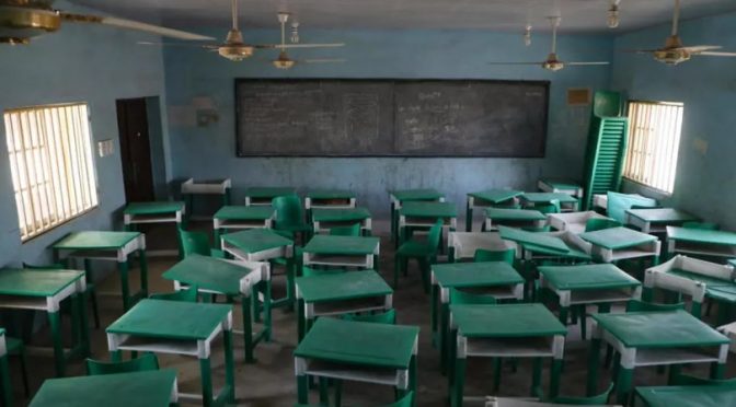 نائیجیریا میں مسلح افراد کا اسلامی اسکول پر حملہ، 100 سے زائد بچے اغوا