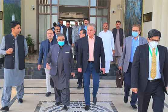 وزیر خارجہ سرکاری دورے پر چین روانہ، افغان ٹرائیکا پلس اجلاس میں شرکت کریں گے