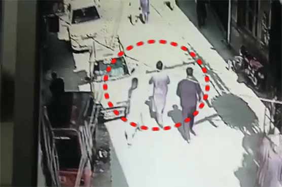 پشاور دھماکے سے قبل کی سی سی ٹی وی فوٹیج منظر عام پر آ گئی