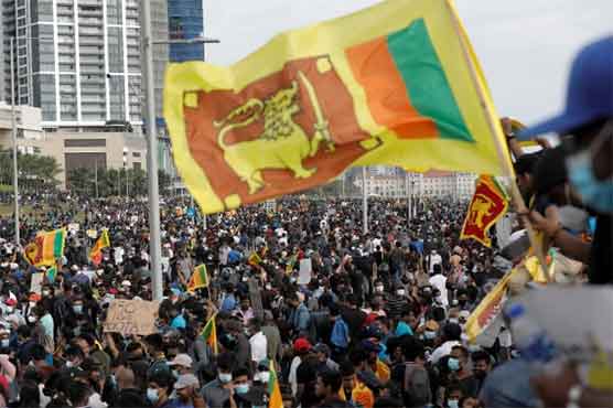 سری لنکا میں معاشی بحران کے بعد سیاسی بحران بھی عروج پر پہنچ گیا
