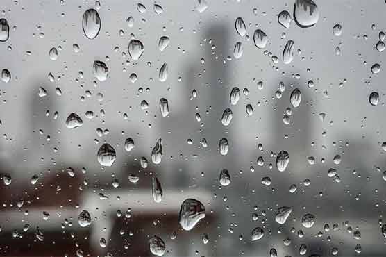 اسلام آباد، لاہور اور گوجرانوالہ میں بارش، دادو میں پارہ 49 تک جانے کا امکان