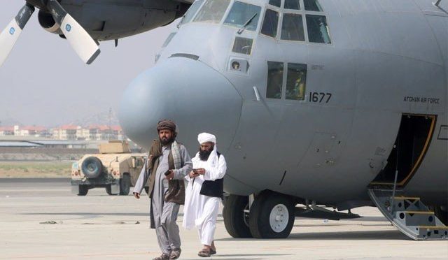 ملکی ایئرپورٹ چلانے کیلیے جلد متحدہ عرب امارات سے معاہدہ کریں گے، طالبان