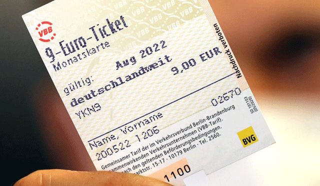 اس یورپی ملک میں صرف 9.50 ڈالر ٹکٹ پر ماہانہ لامحدود سفر کیجیے