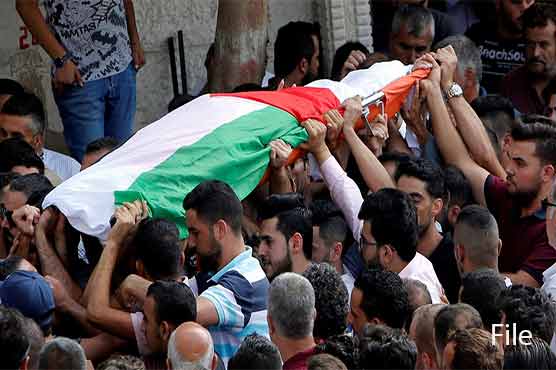 اسرائیلی فورسزکی بربریت، خاتون صحافی کے جنازے پر بھی شیلنگ کر دی