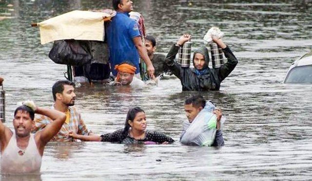 بنگلادیش میں بارشوں اور آسمانی بجلی گرنے سے 24 افراد ہلاک