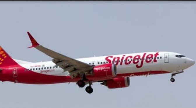 بھارتی مسافر طیارے میں فنی خرابی،کراچی ایئرپورٹ پر ہنگامی لینڈنگ