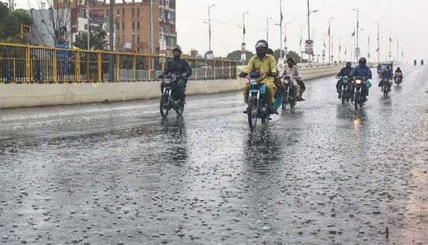 کراچی میں آج گرج چمک کیساتھ بارش کا امکان