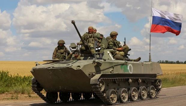 روس کا یوکرین پر فوجیوں کو زہریلے کیمیکل دینے کا الزام