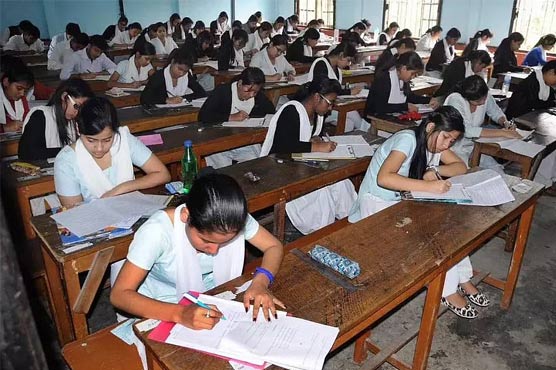 بھارت: دسویں جماعت کے امتحانات میں تمام طلبہ کے فیل ہونے پر 34 سکول بند