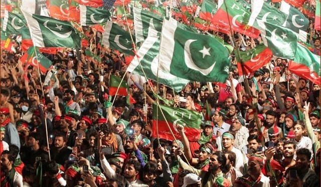 مقام تبدیل، تحریک انصاف کا 13 اگست کو لاہور میں جلسے کا فیصلہ