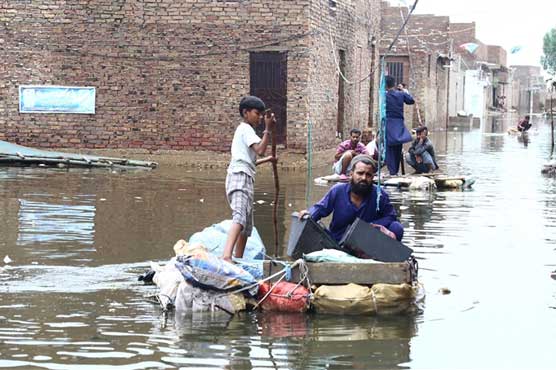 ملک بھر میں بارشوں اور سیلاب سے 326 بچوں سمیت 903 افراد جاں بحق