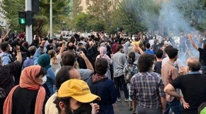 ایران میں ہنگامے، 50 افراد ہلاک، 700 سے زائد گرفتار