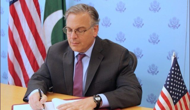 پاک امریکا معاہدے پر دستخط، پاکستان کو 132 ملین ڈالرز قرض کی واپسی مؤخر