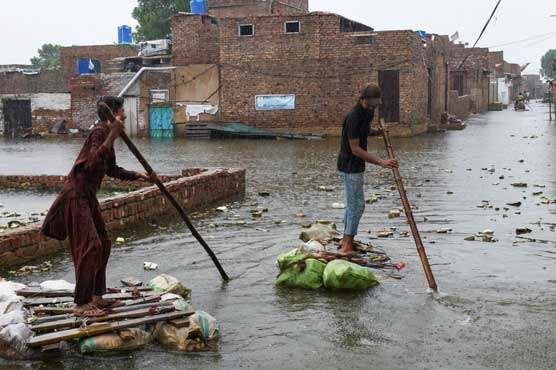 سیلاب سے تباہ کاریاں: حکومت کا اقوام متحدہ سے 60 کروڑ ڈالر کی امداد لینے کا فیصلہ