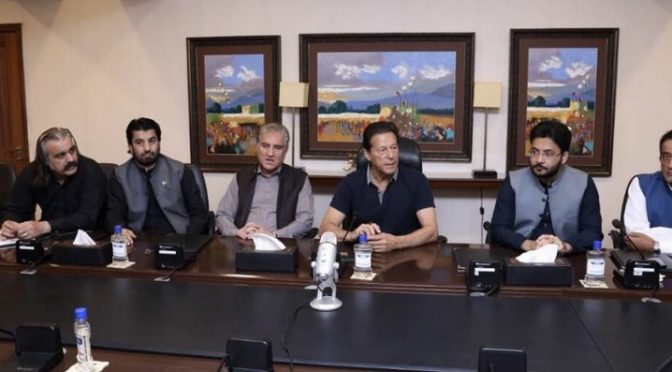 عمران خان کا لانگ مارچ کی تاریخ جلد دینے کا اعلان