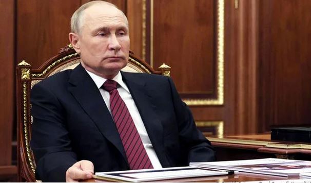 پیوٹن نے یوکرینی علاقوں کو روس میں ضم کرنے کے قانون پر باضابطہ دستخط کر دیے