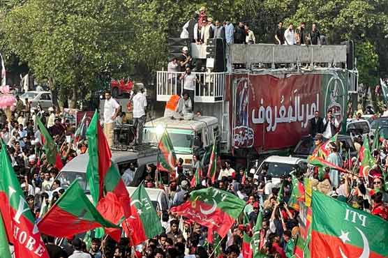 پاکستان تحریک انصاف کا لاہور میں بڑا سیاسی شو کرنے کا فیصلہ