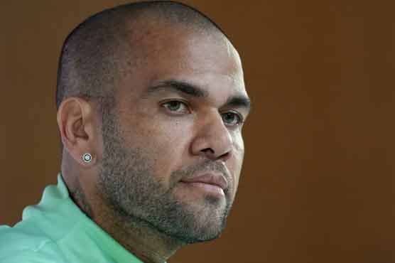 معروف برازیلین فٹبالر ڈینی الویز جنسی ہراسانی کےالزام میں گرفتار