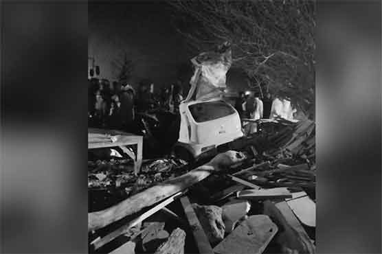 ڈی جی خان : کار اور ٹرالر میں تصادم ، ایک ہی خاندان کے 5 افراد جاں بحق