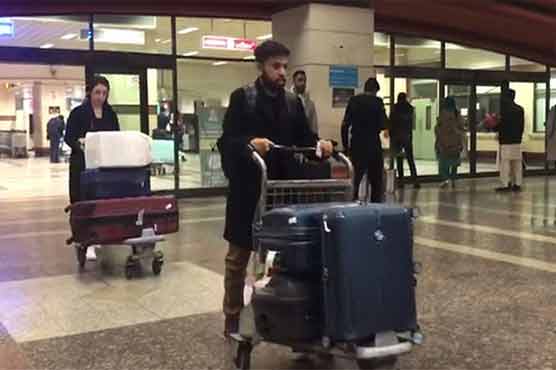 ترکیہ زلزلے میں پھنسے 15 پاکستانی طلباء وطن واپس پہنچ گئے