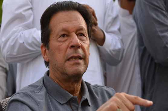 حکومت ججز پرحملے کرکےآئین کی خلاف ورزی اور انتخابات سے فرارچاہتی ہے: عمران خان