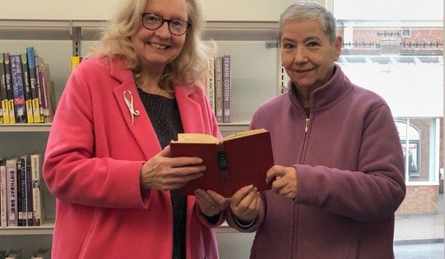 برطانوی خاتون نے 56 سال بعد لائبریری کو کتاب واپس کردی