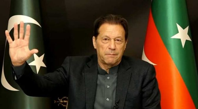 مافیا کو کوئی پوچھنے والا نہیں، بڑے چوروں کی وجہ سے ملک تباہ ہوتا ہے: عمران خان