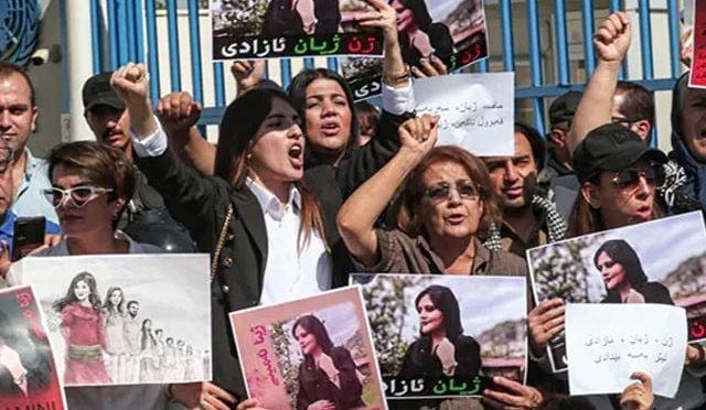 ایران؛ حجاب نہ کرنے والی خواتین پر نئی سزاؤں کا اعلان