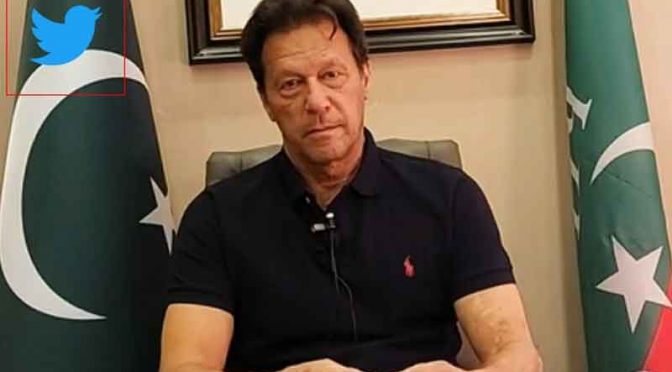 عمران خان کا جلد الیکشن کا مطالبہ، آئینی بحران کا سبب بن گیا، بلوم برگ