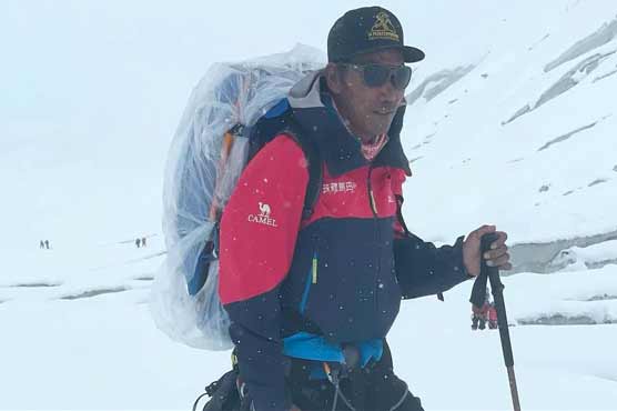 نیپالی کوہ پیما کا 27 ویں مرتبہ ماؤنٹ ایورسٹ کی چوٹی سر کرنے کا ریکارڈ