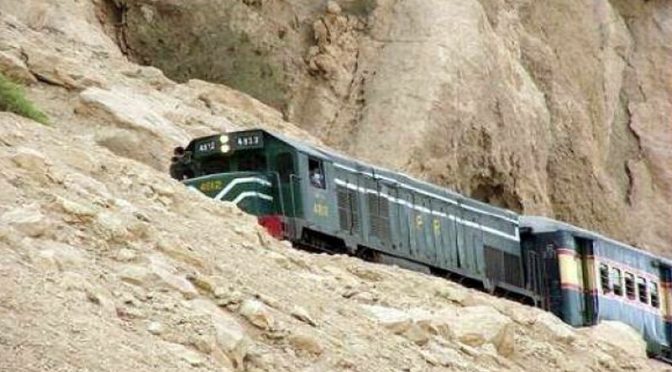 کوئٹہ تا کراچی معطل ٹرین سروس تقریباً ڈیڑھ سال بعد بحال