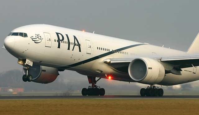 اسلام آباد ایئرپورٹ پر پی آئی اے کا طیارہ حادثے سے بال بال بچ گیا