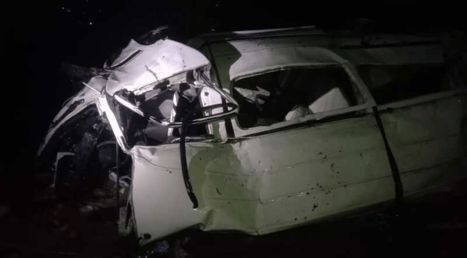 مظفرآباد میں مسافر وین کھائی میں گر گئی ،5 افرد جاں بحق، 12 زخمی