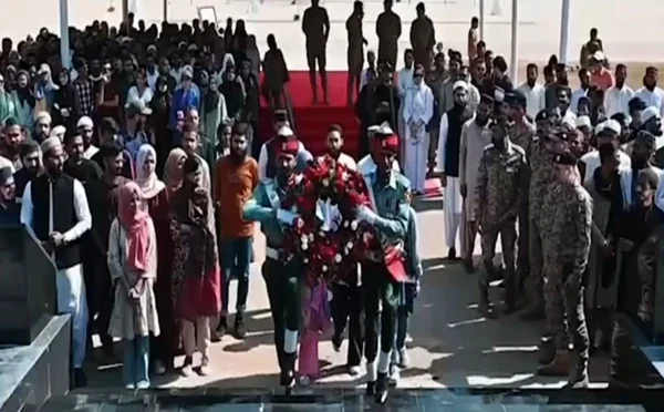 کراچی: جامعات، مدارس کے طلبہ کا پاکستان رینجرز کے ٹریننگ سینٹر اور اسکول کا دورہ