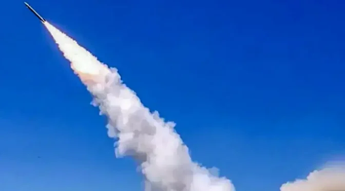 قطر کے قریب آئل ٹینکر پر حملے، ایک گولہ نہیں پھٹا، یو کے ایم ٹی او