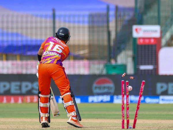 پی ایس ایل: راولپنڈیز کا حیدرآباد کنگزمین کو جیت کیلیے 122 رنز کا ہدف